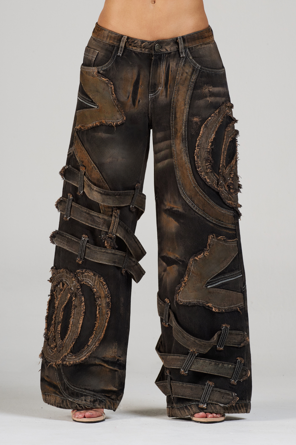 JEAN EMBLEM BLACK COFFE