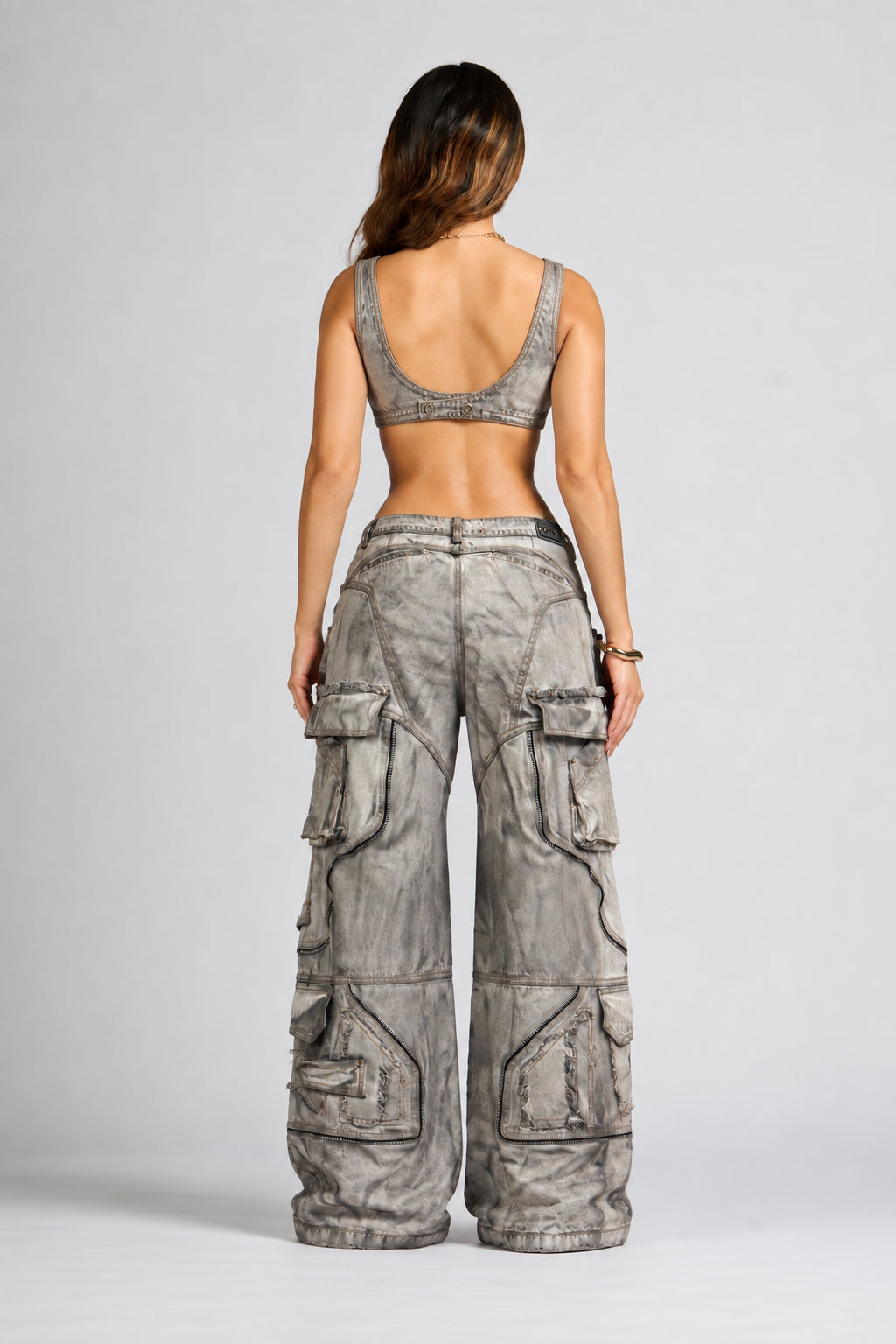 SET CROP TOP Y JEAN SIGNATURE BLANCO