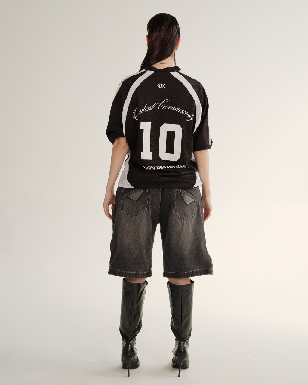 BERMUDA WOMAN NEGRO KORE