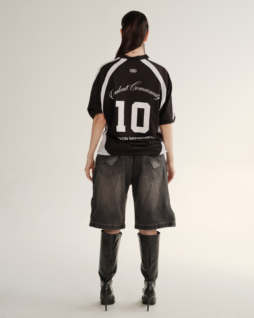 BERMUDA WOMAN NEGRO KORE