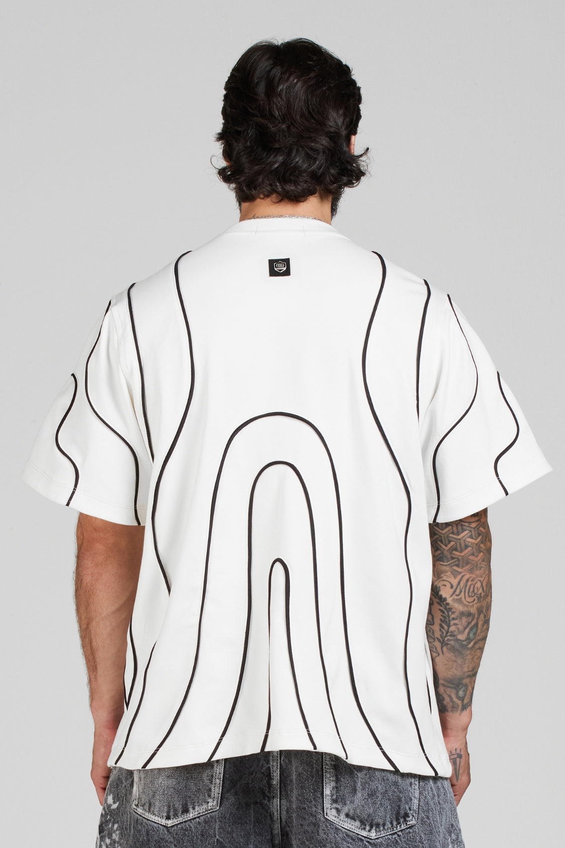 CAMISETA STRANGE MARFIL