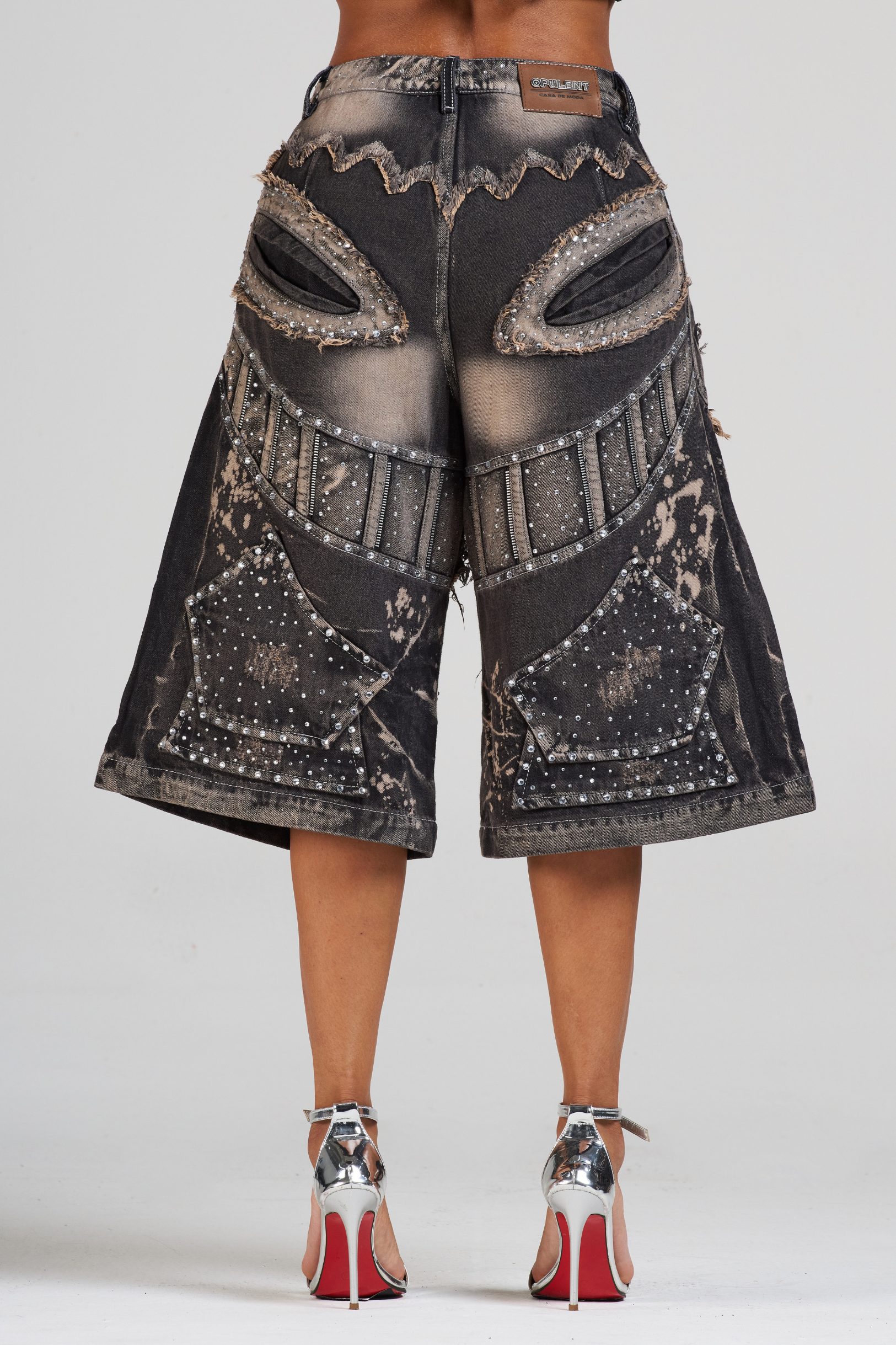 JORTS FACE COFFEBLACK WOMAN CON PEDRERIA