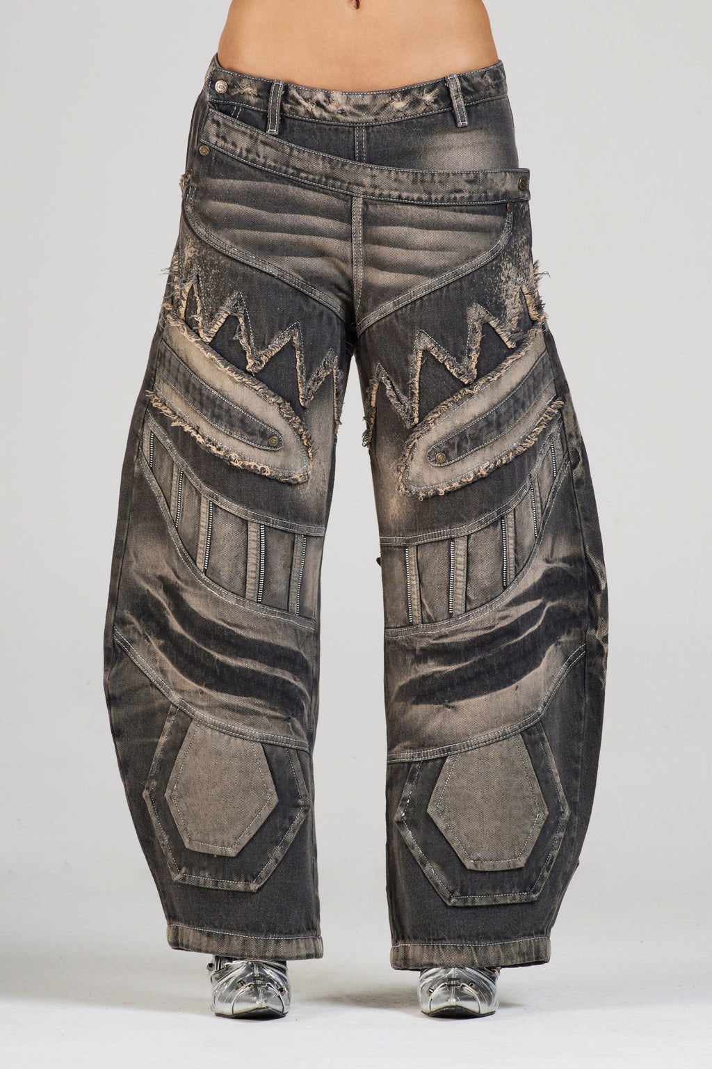 JEAN FACE COFEBLACK WOMAN