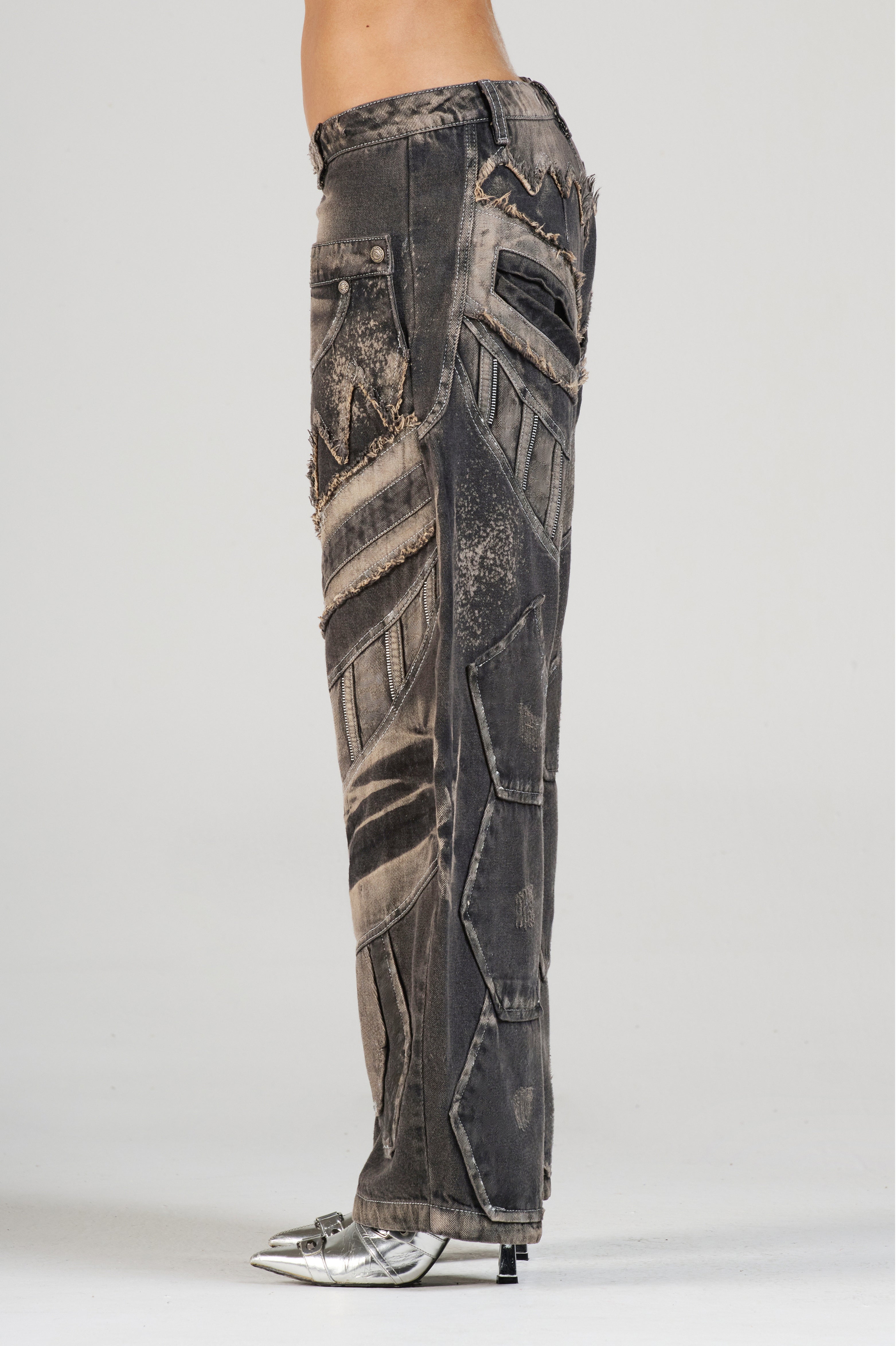 JEAN FACE COFEBLACK WOMAN