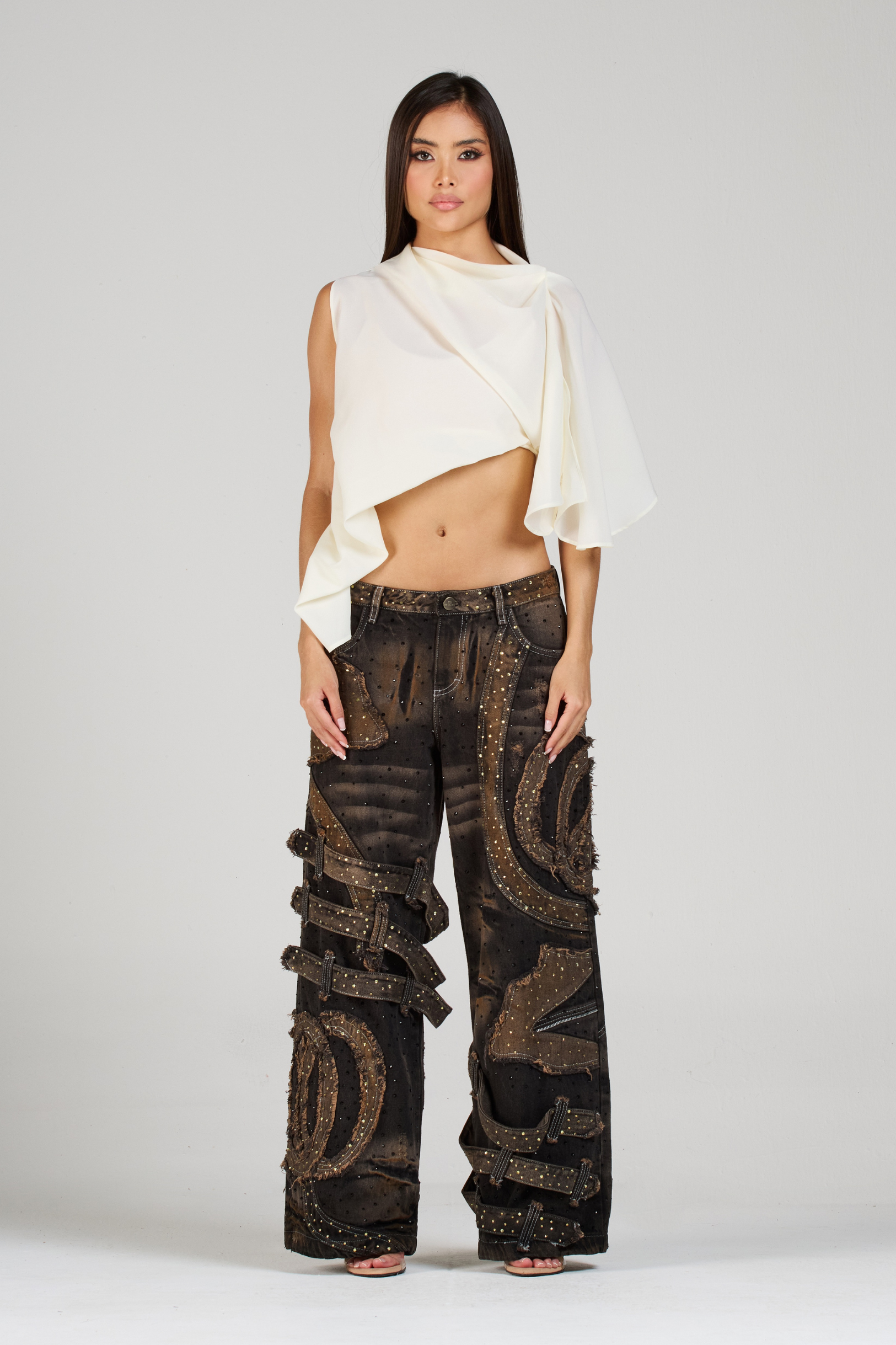 SET BLUSA Y JEAN EMBLEM BLACK CON PEDRERÍA