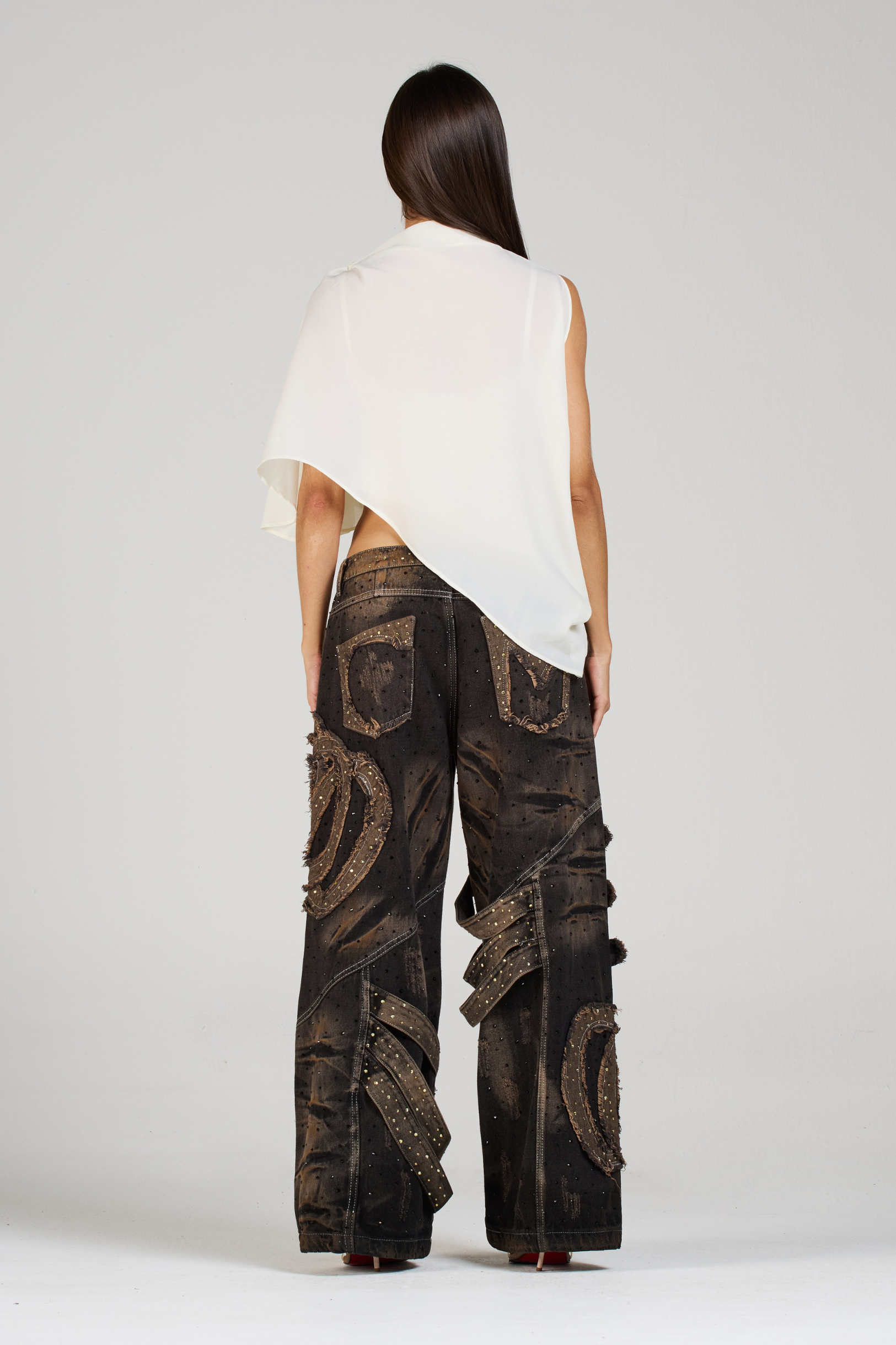 SET BLUSA Y JEAN EMBLEM BLACK CON PEDRERÍA