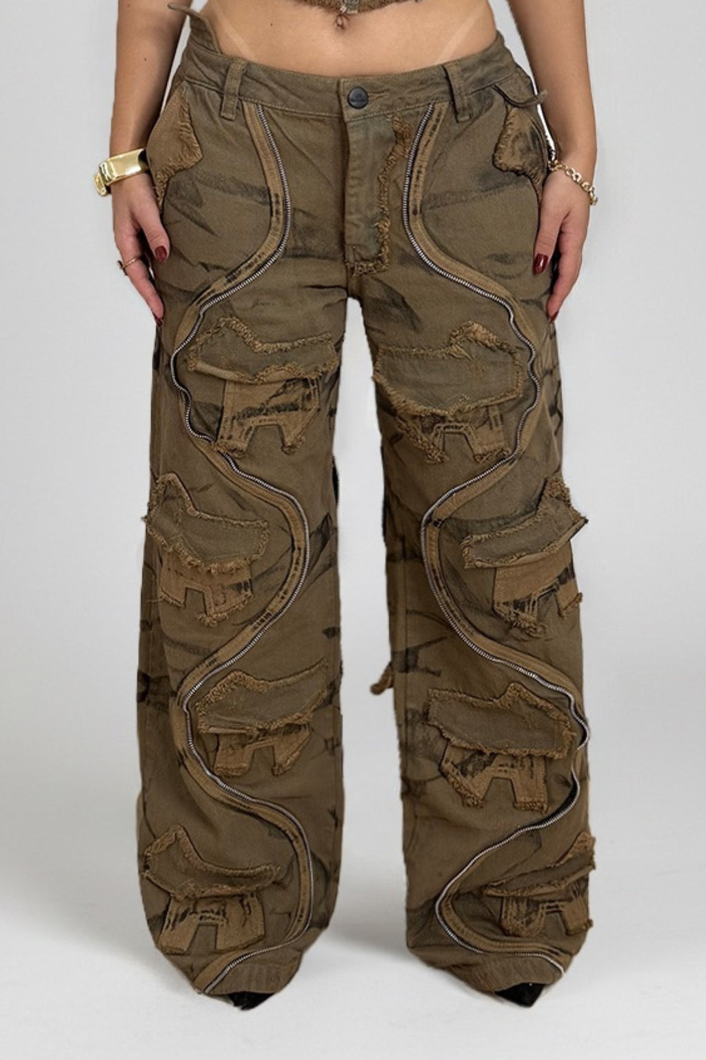 JEAN VIBRANIUM CAFÉ WOMAN