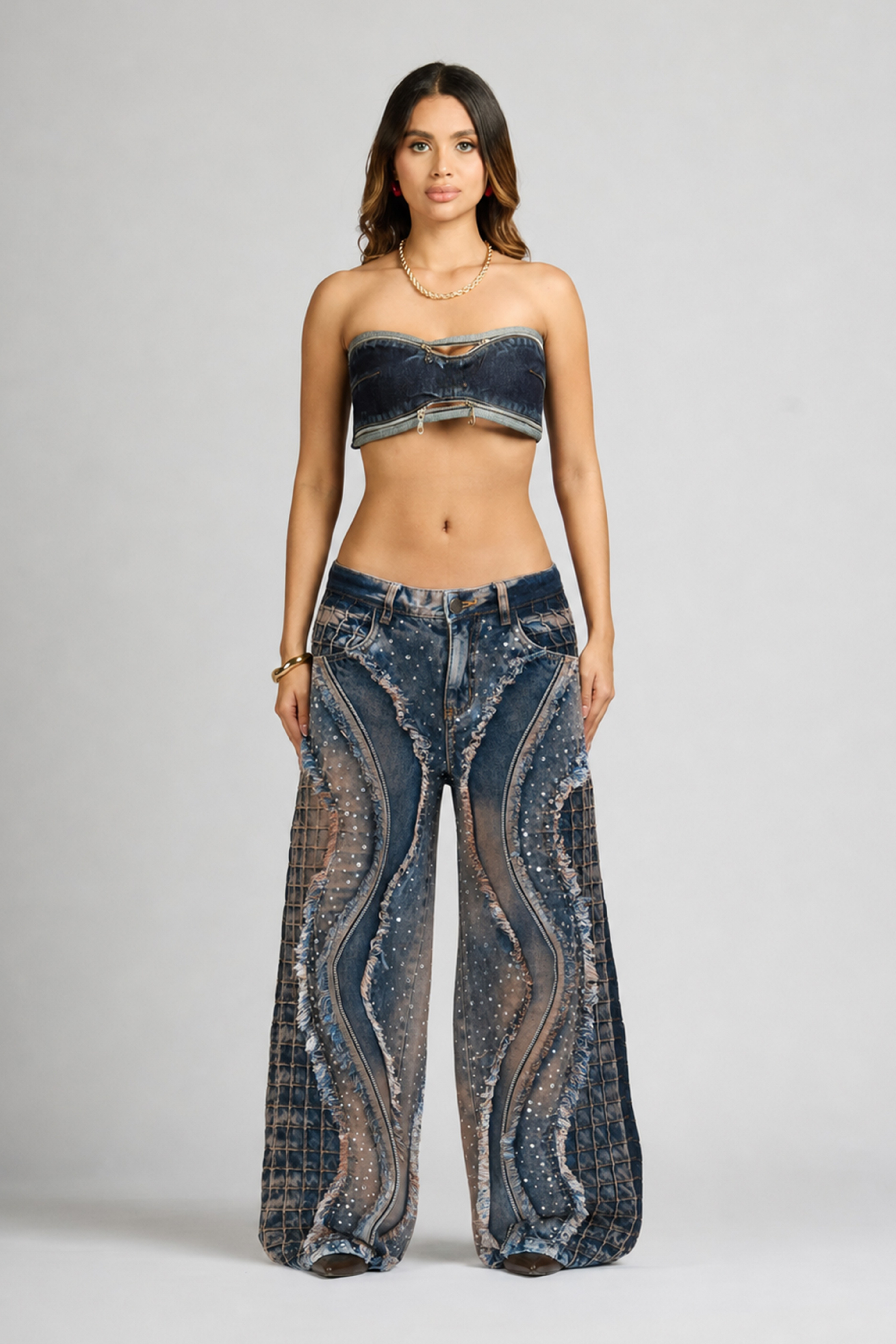 SET CROP TOP Y JEAN DIAMANTE CON PEDRERÍA