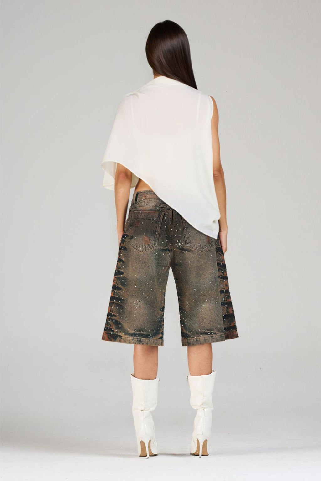 SET BLUSA EMBLEM Y BERMUDA ODYSSEY CON PEDRERÍA