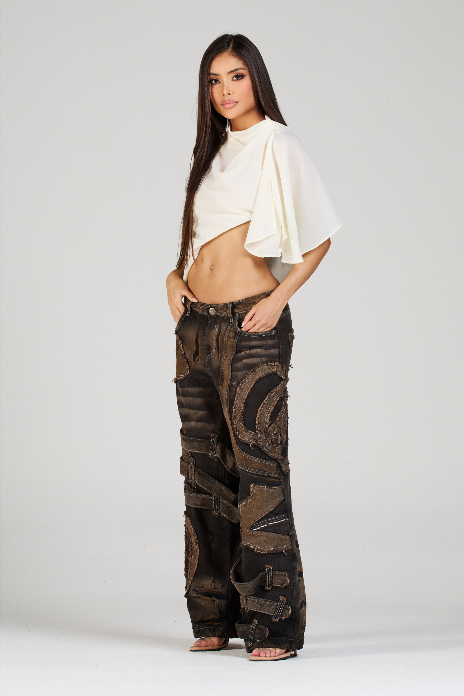 SET BLUSA Y JEAN EMBLEM BLACK