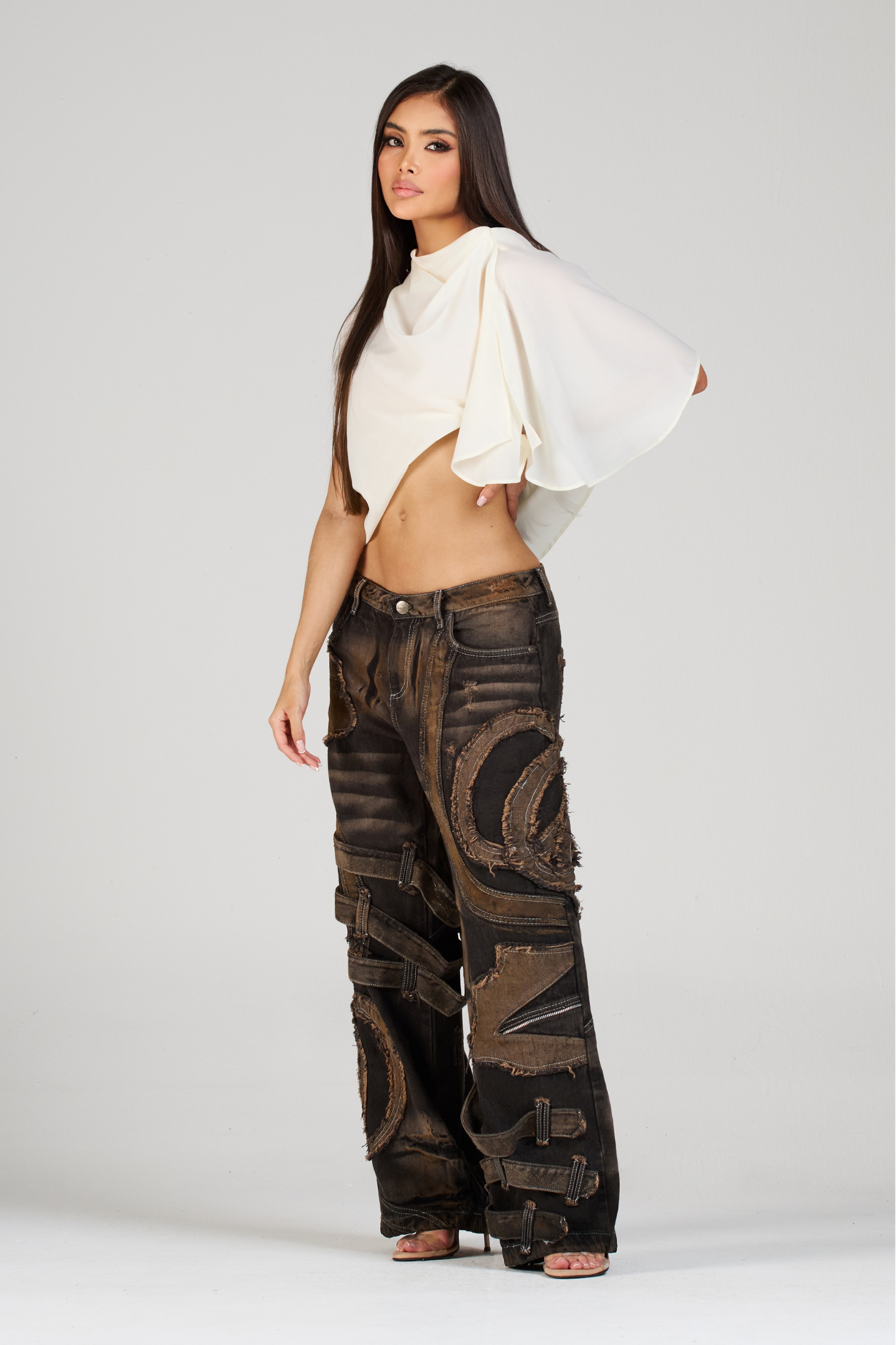 SET BLUSA Y JEAN EMBLEM BLACK