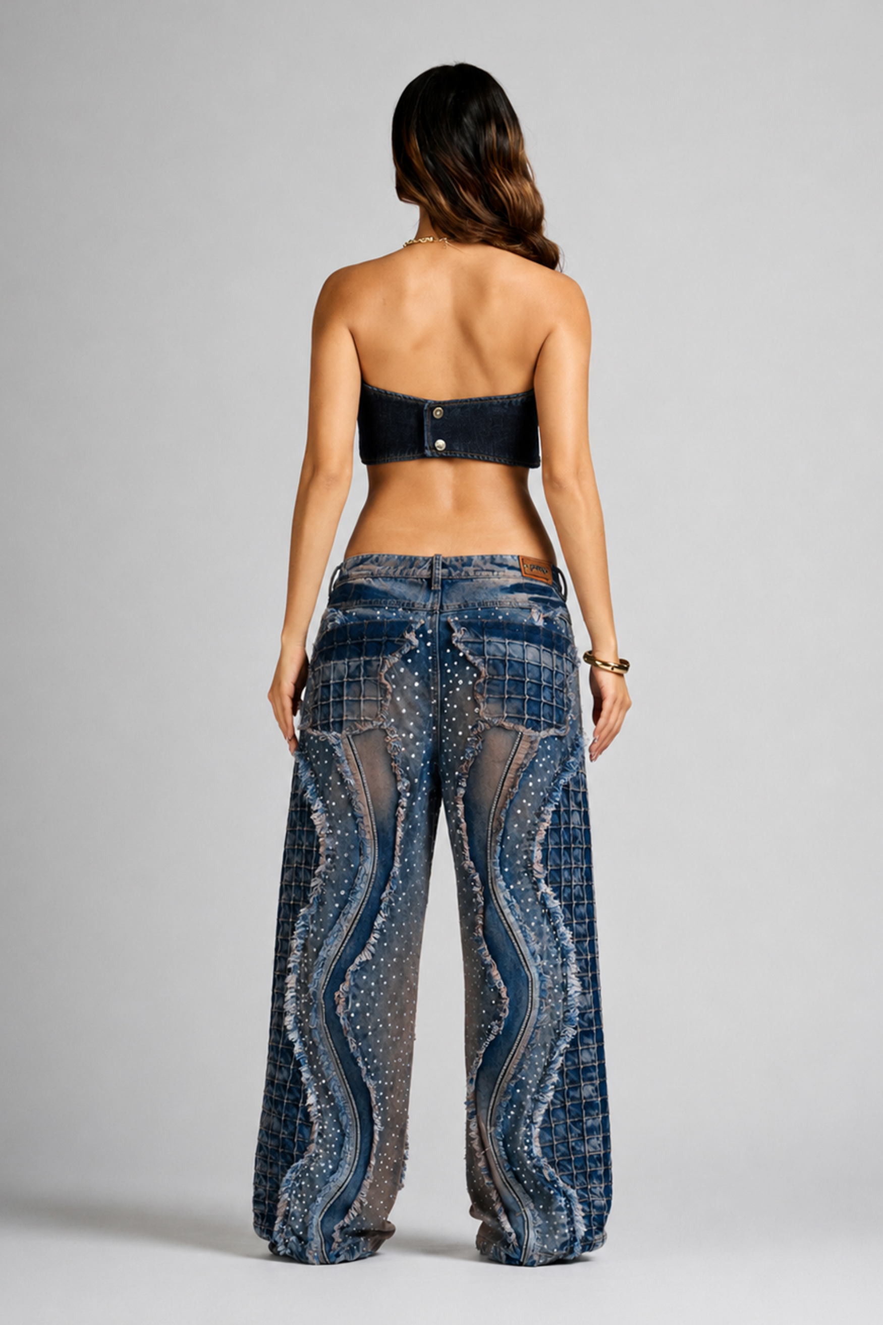 SET CROP TOP Y JEAN DIAMANTE CON PEDRERÍA