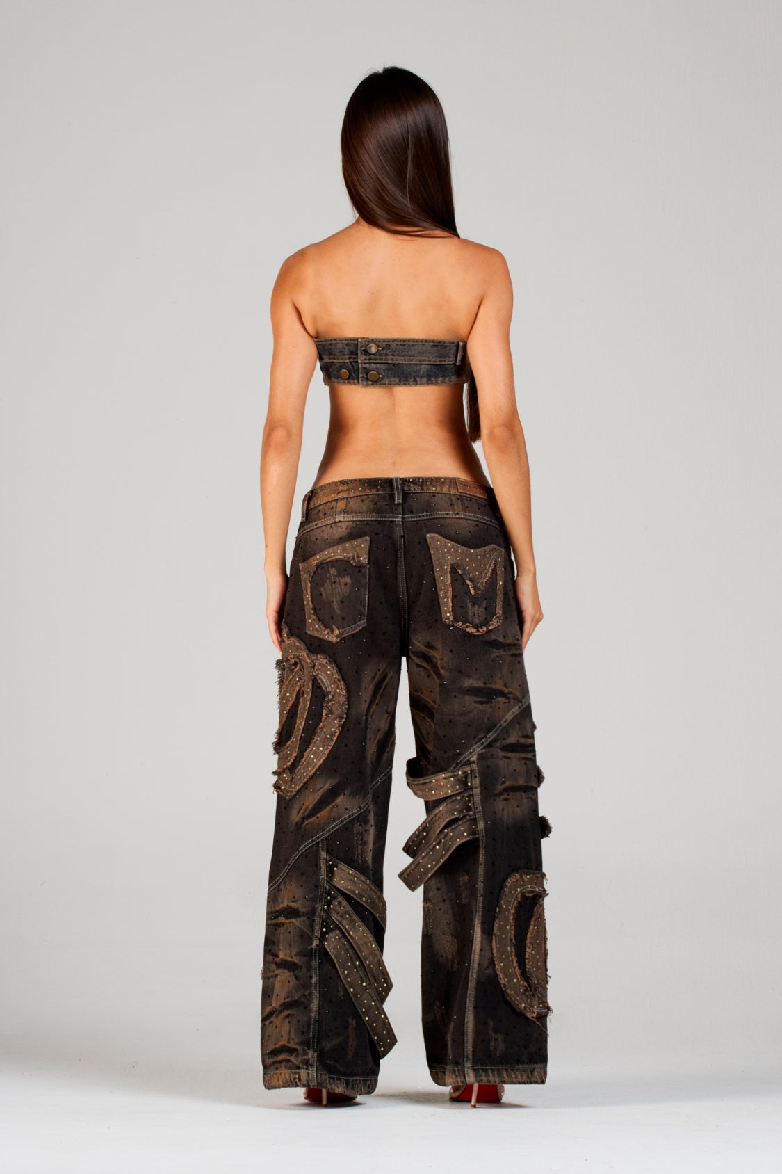 SET TOP ARDENAS Y JEAN EMBLEM BLACK CON PEDRERÍA