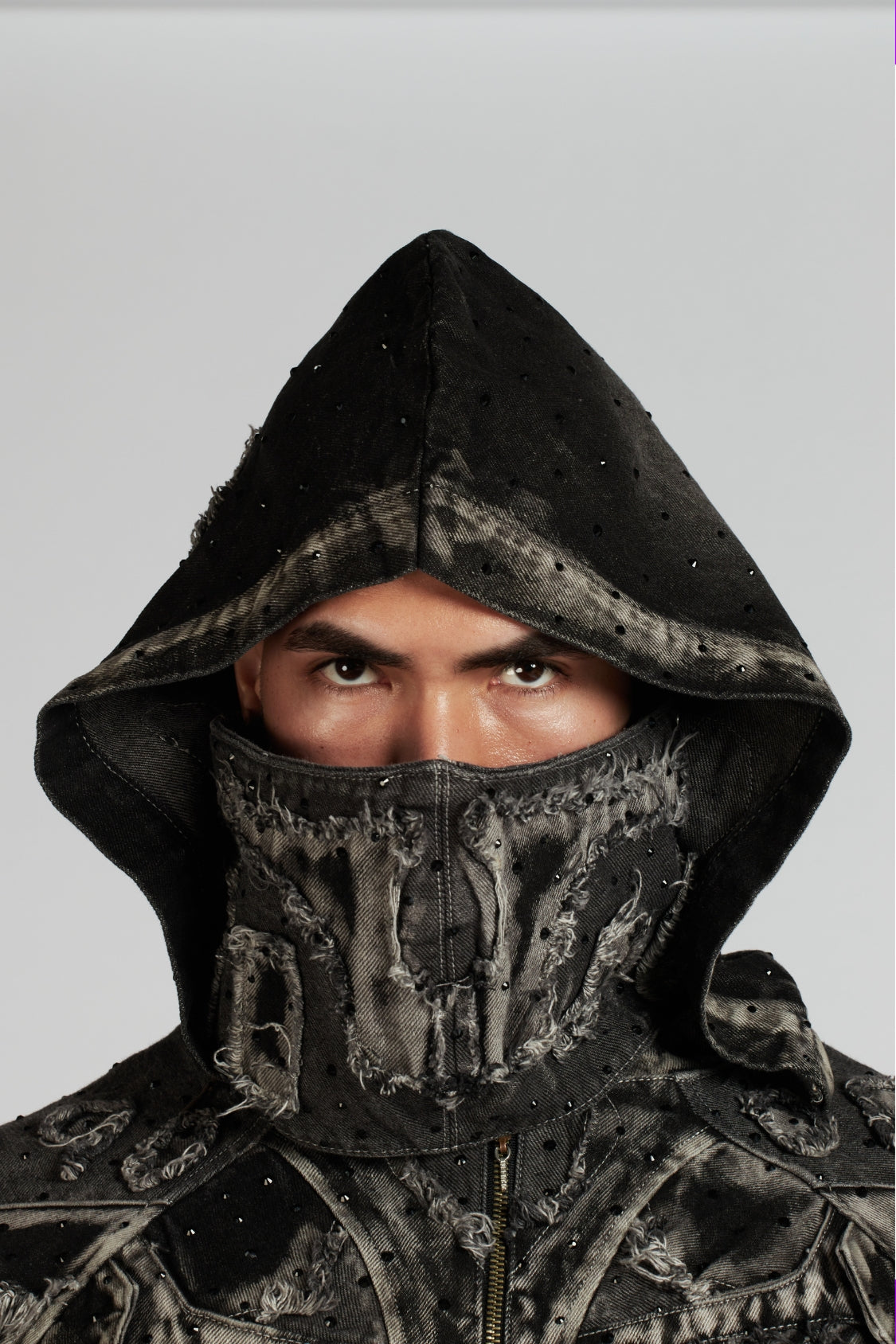 SET CHAQUETA Y JEAN PURE MEN CON PEDRERÍA