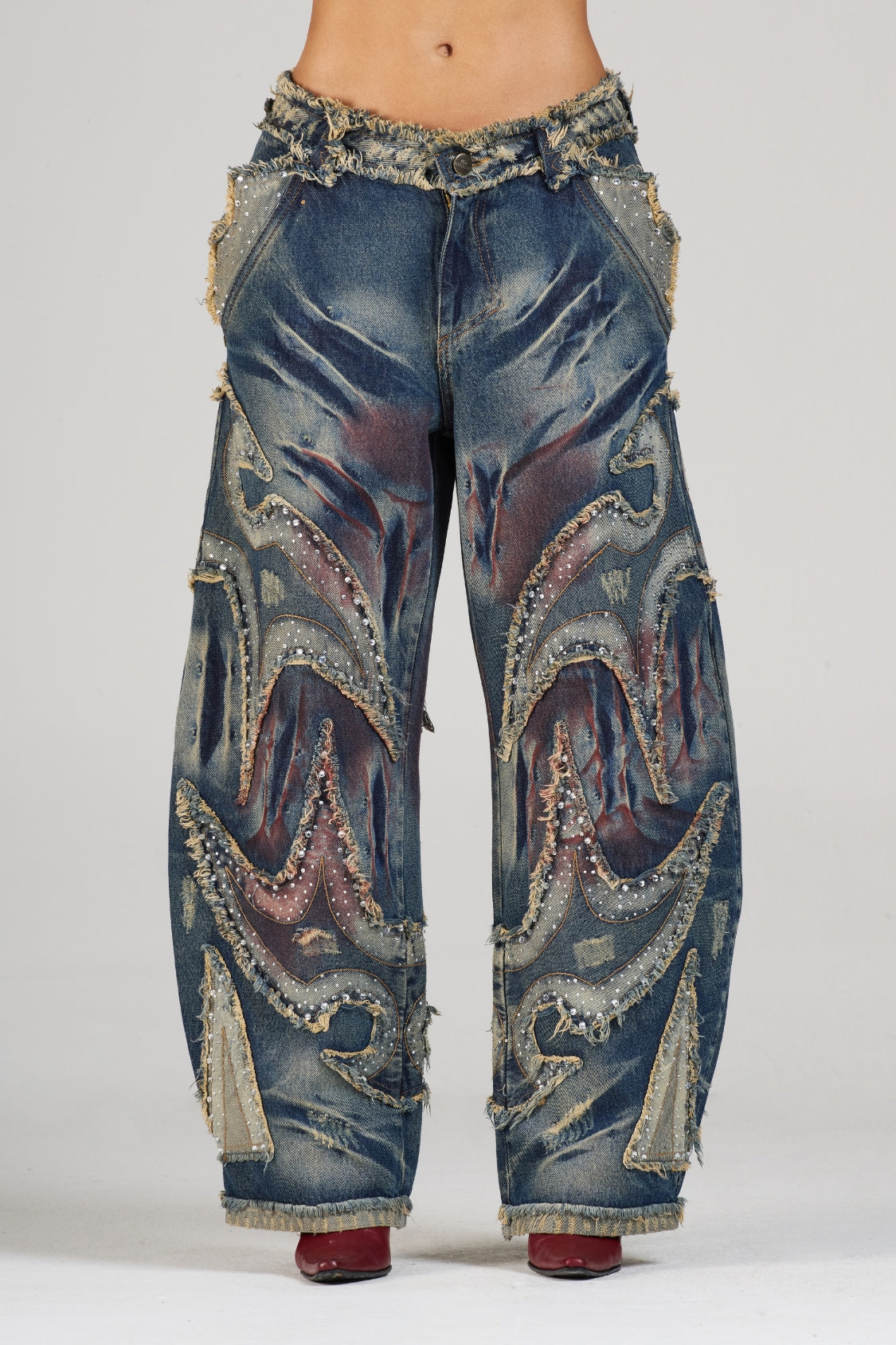 JEAN NEMIRE WOMAN CON PEDRERÍA