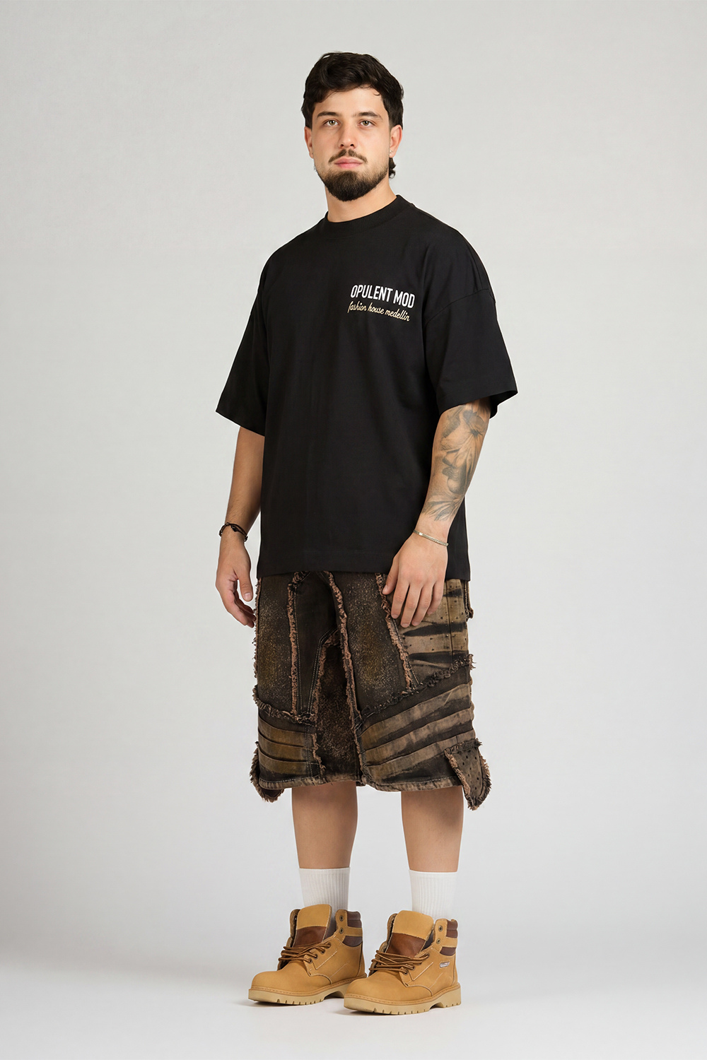 SET CAMISETA Y BERMUDA APPALUSSÉ CON PEDRERÍA