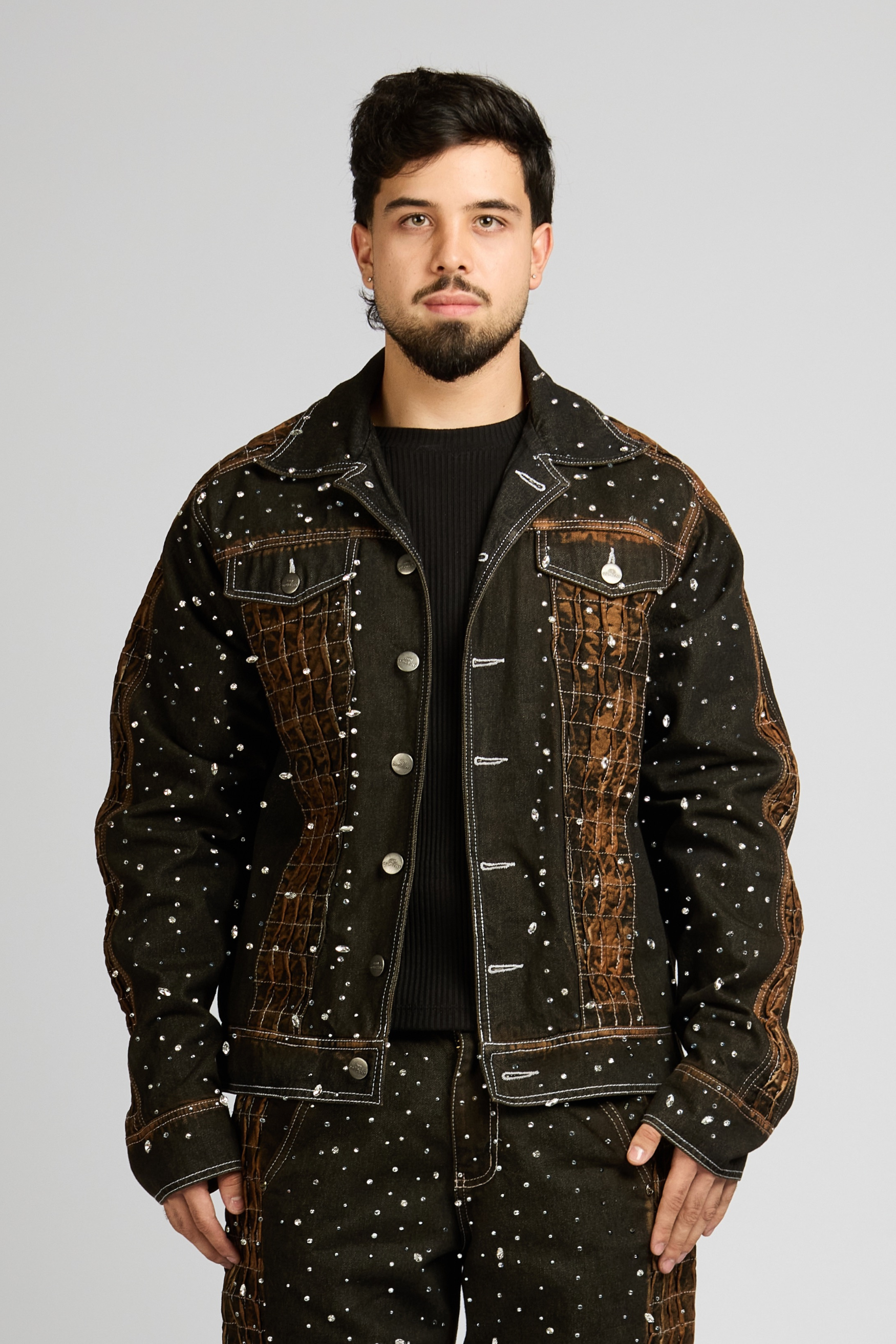 CHAQUETA URUS BLACK MEN CON PEDRERIA