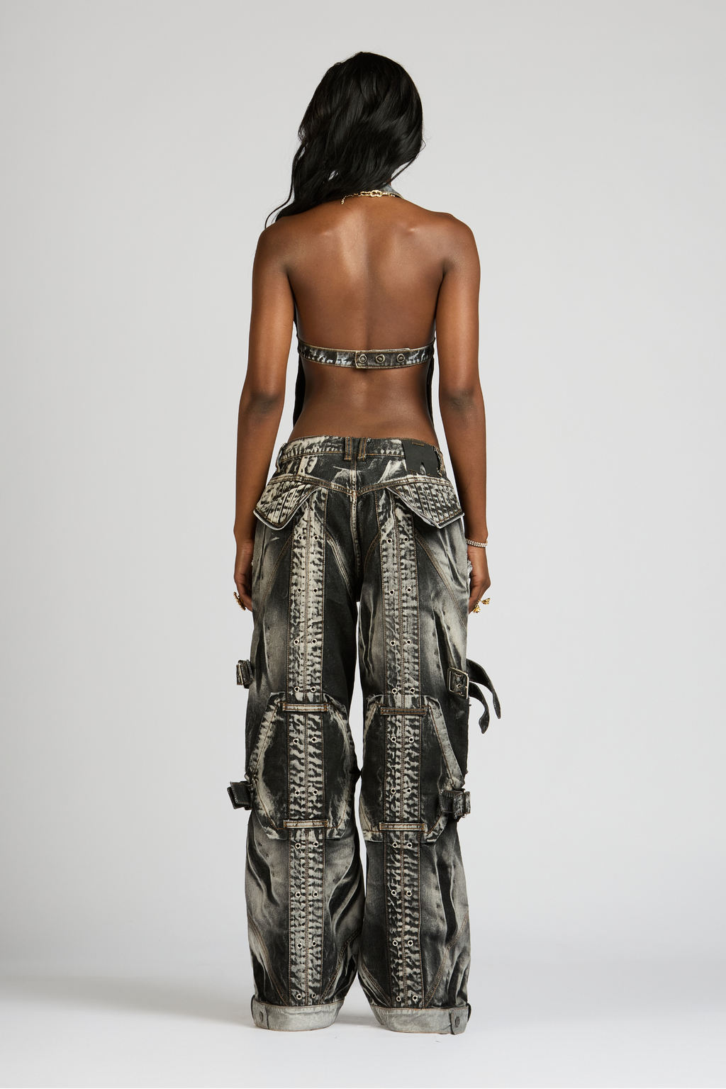 SET CROP TOP Y JEAN BARRIO ANTIOQUIA