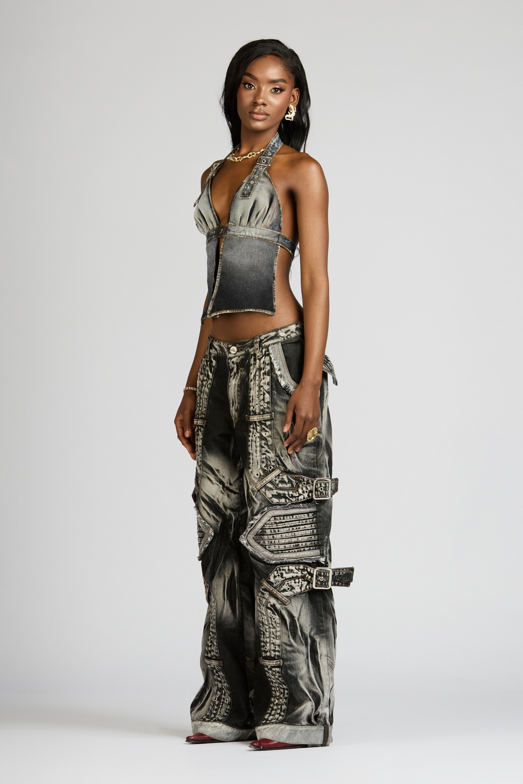 SET CROP TOP Y JEAN BARRIO ANTIOQUIA