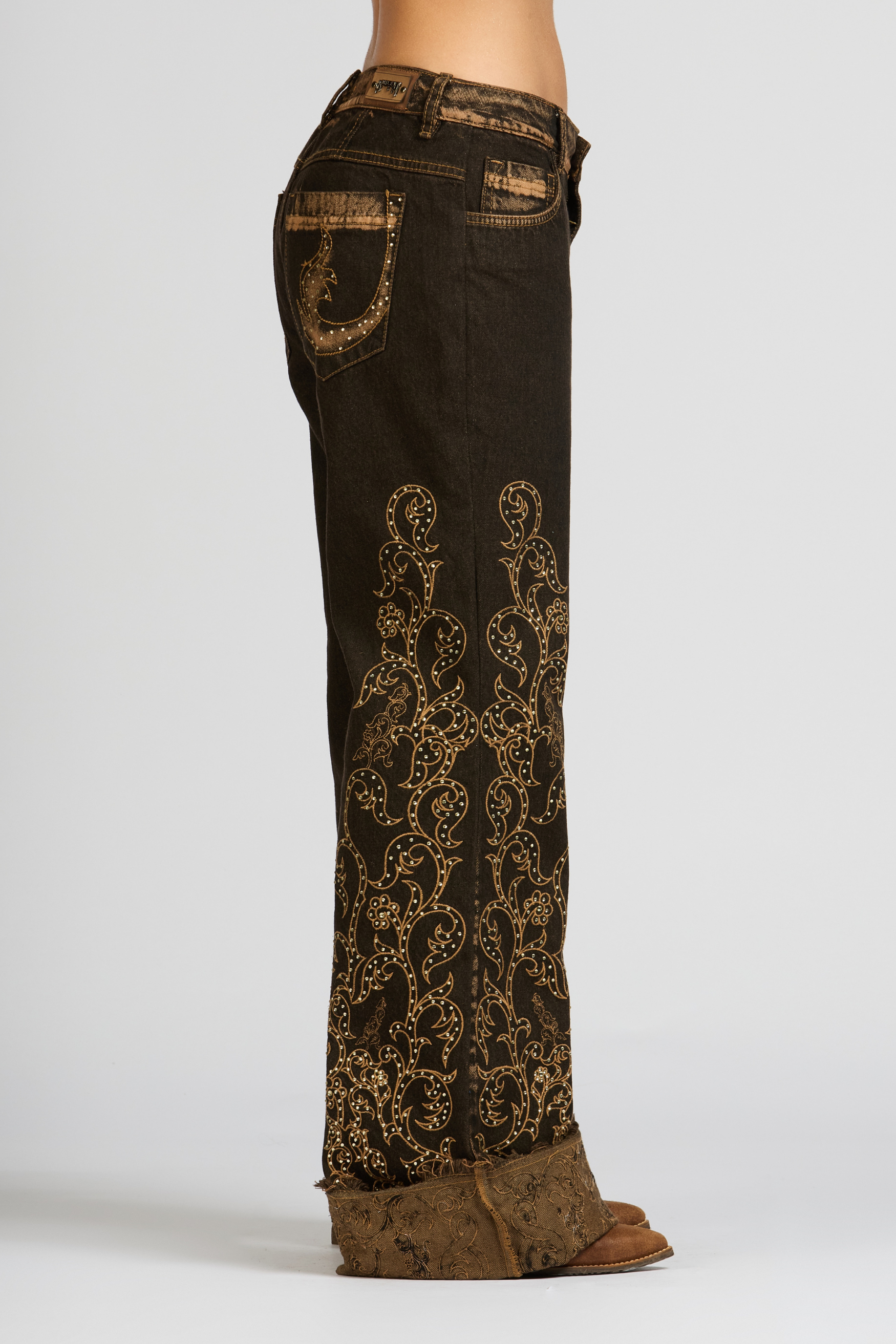 JEAN POBLADO LUXE WOMAN