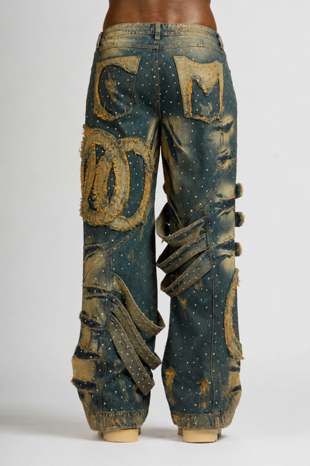 JEAN EMBLEM AZUL CON PEDRERÍA MEN