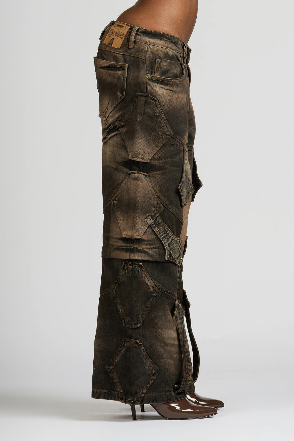 JEAN MANRIQUE 45 WOMAN