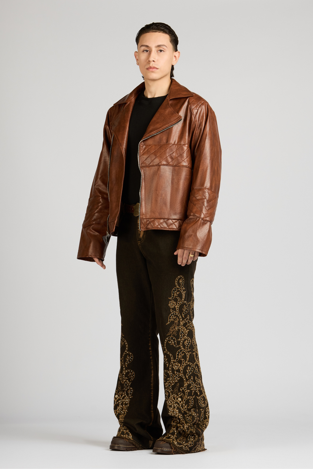 SET CHAQUETA Y JEAN POBLADO LUXE