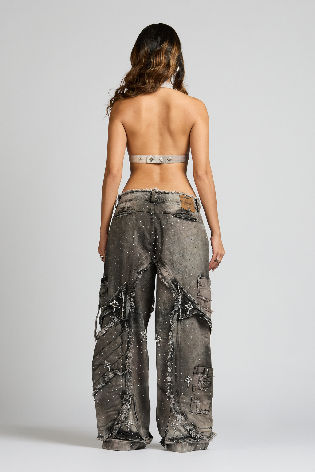 SET CROP TOP Y JEAN FUSSION PALMS CON PEDRERÍA