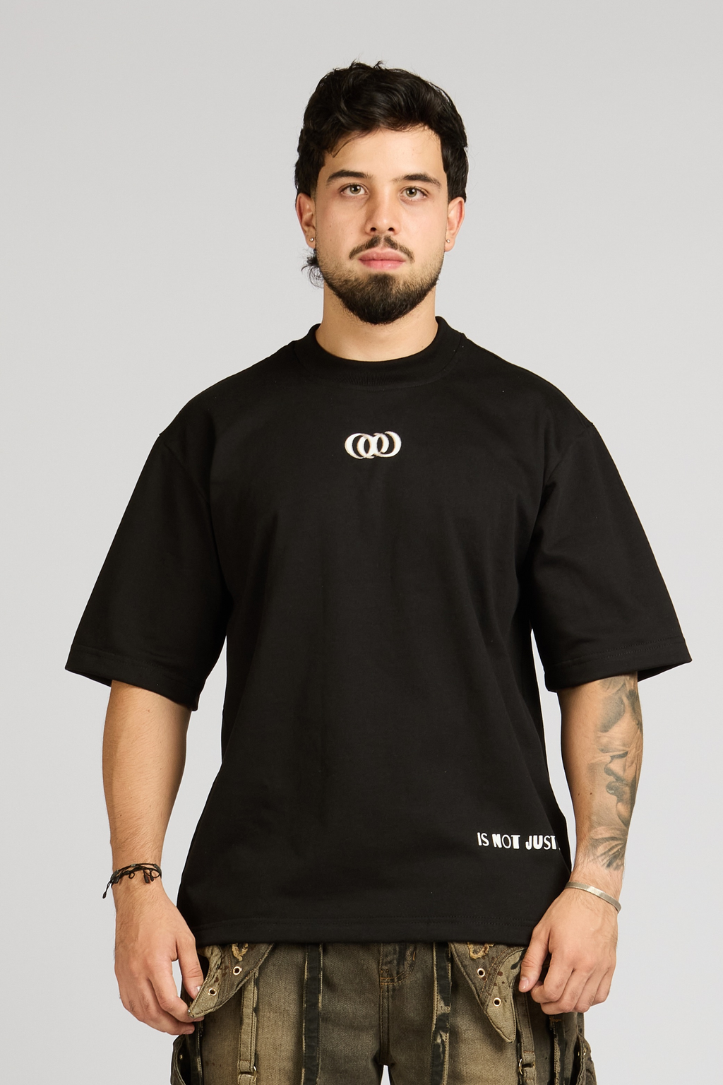 CAMISETA LEGACY NEGRO