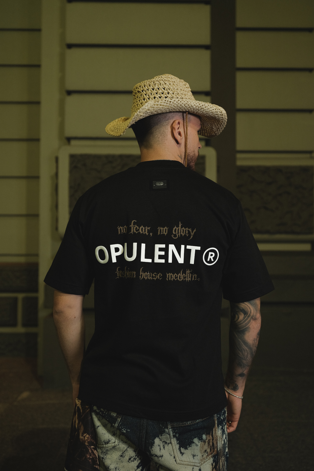 CAMISETA MED HOUSE BLACK