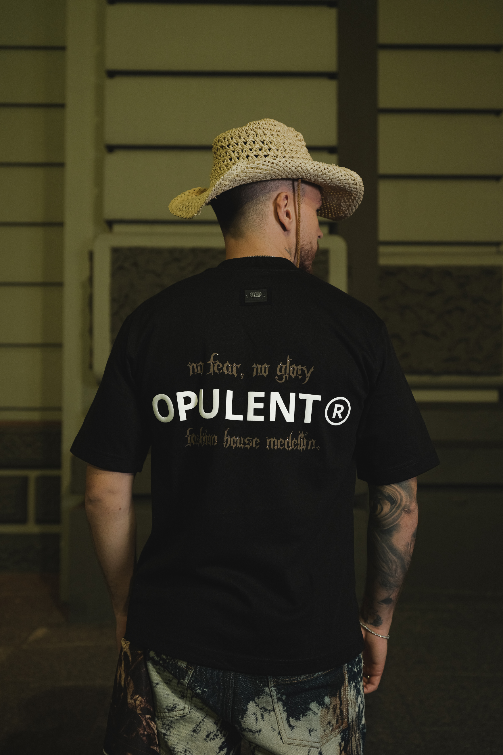 CAMISETA MED HOUSE BLACK