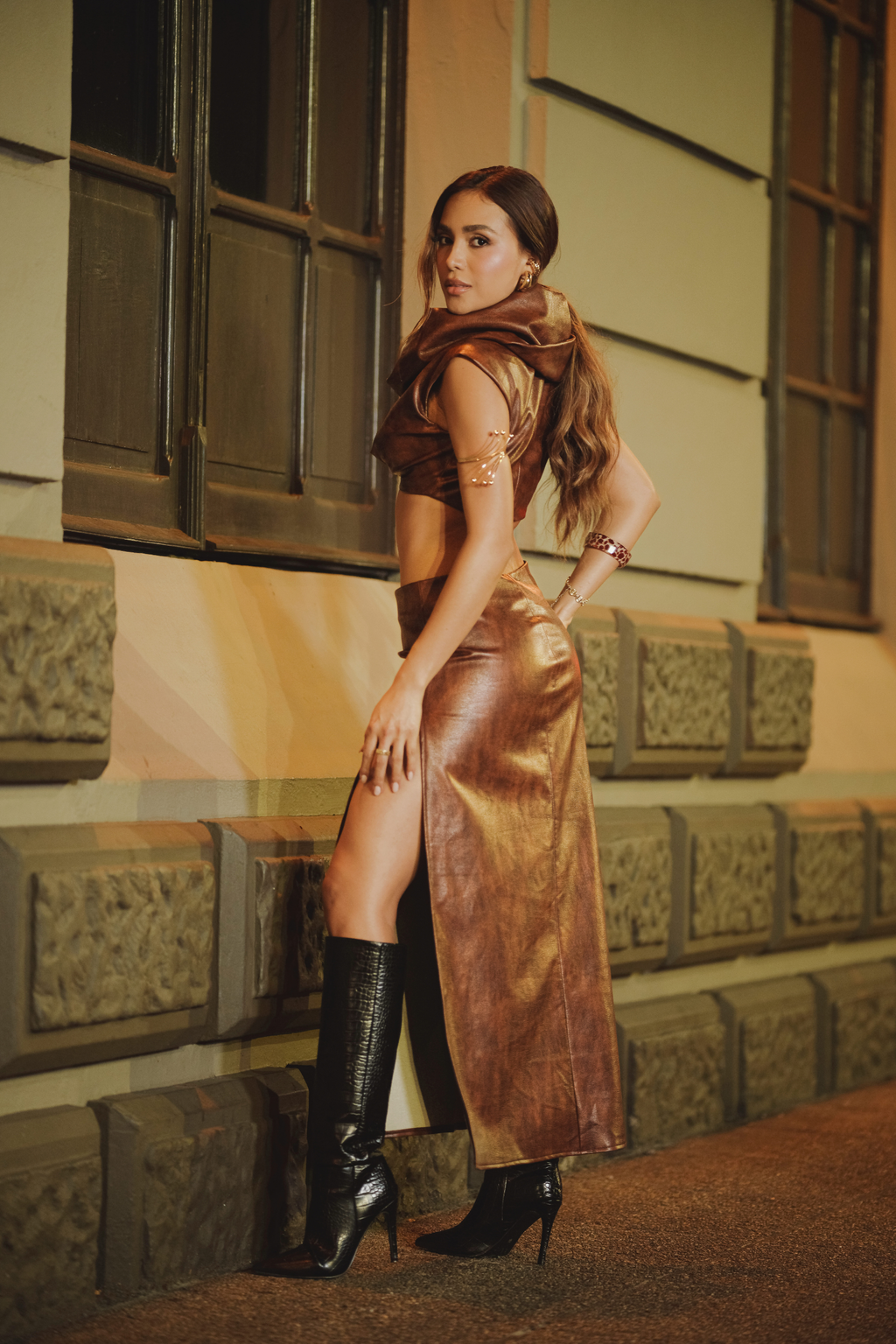 SET CROP Y FALDA CAPITAL COFFE
