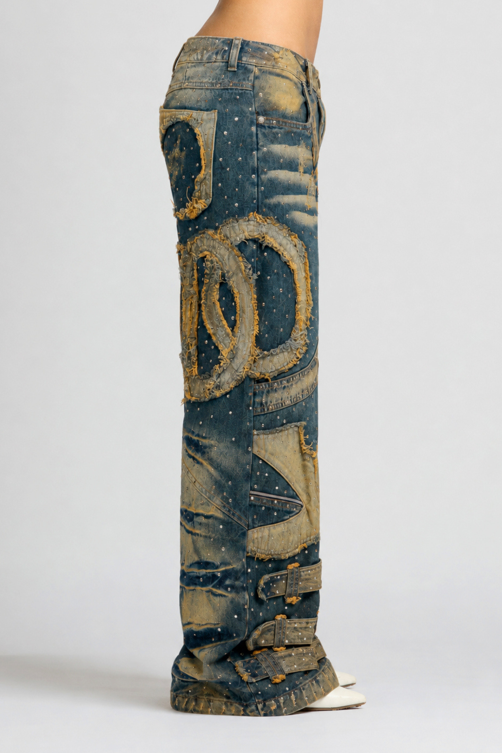 JEAN EMBLEM AZUL CON PEDRERÍA WOMAN