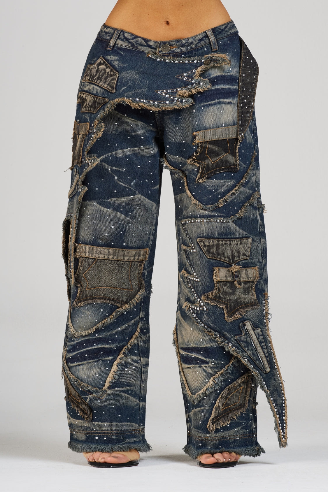 JEAN FREIZEN WOMAN CON PEDRERÍA