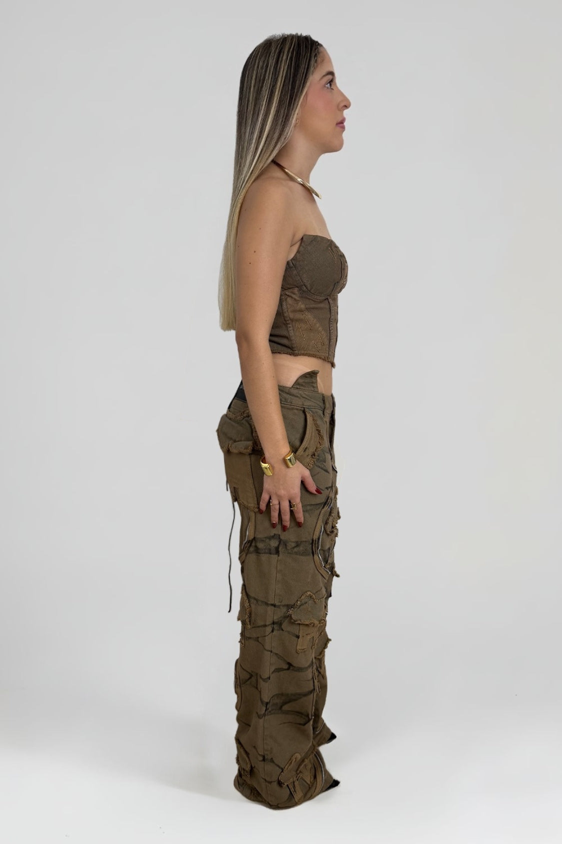 SET CORSÉ Y JEAN VIBRANIUM CAFÉ