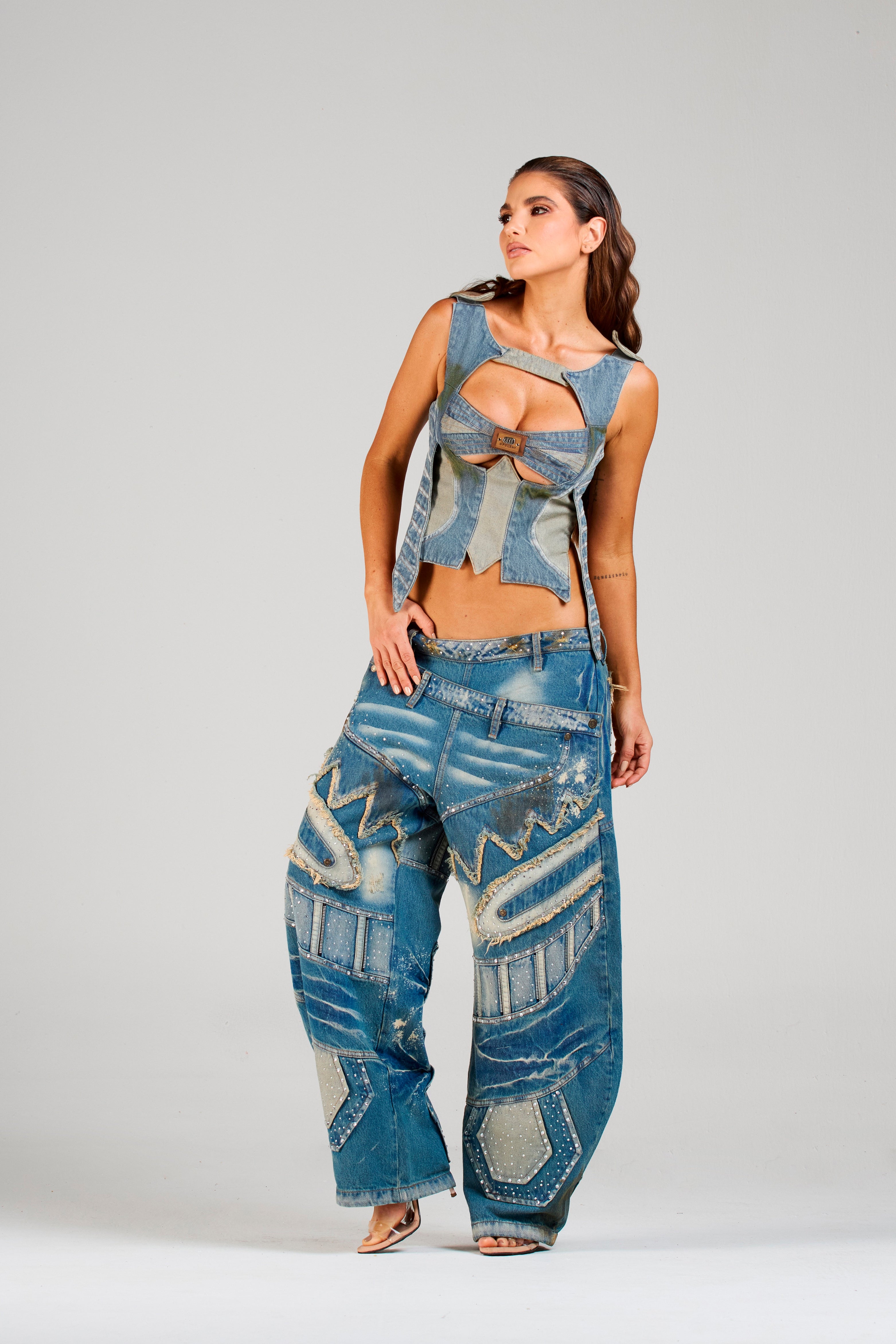 SET CORSÉ Y JEAN FACEBLUE CON PEDRERÍA