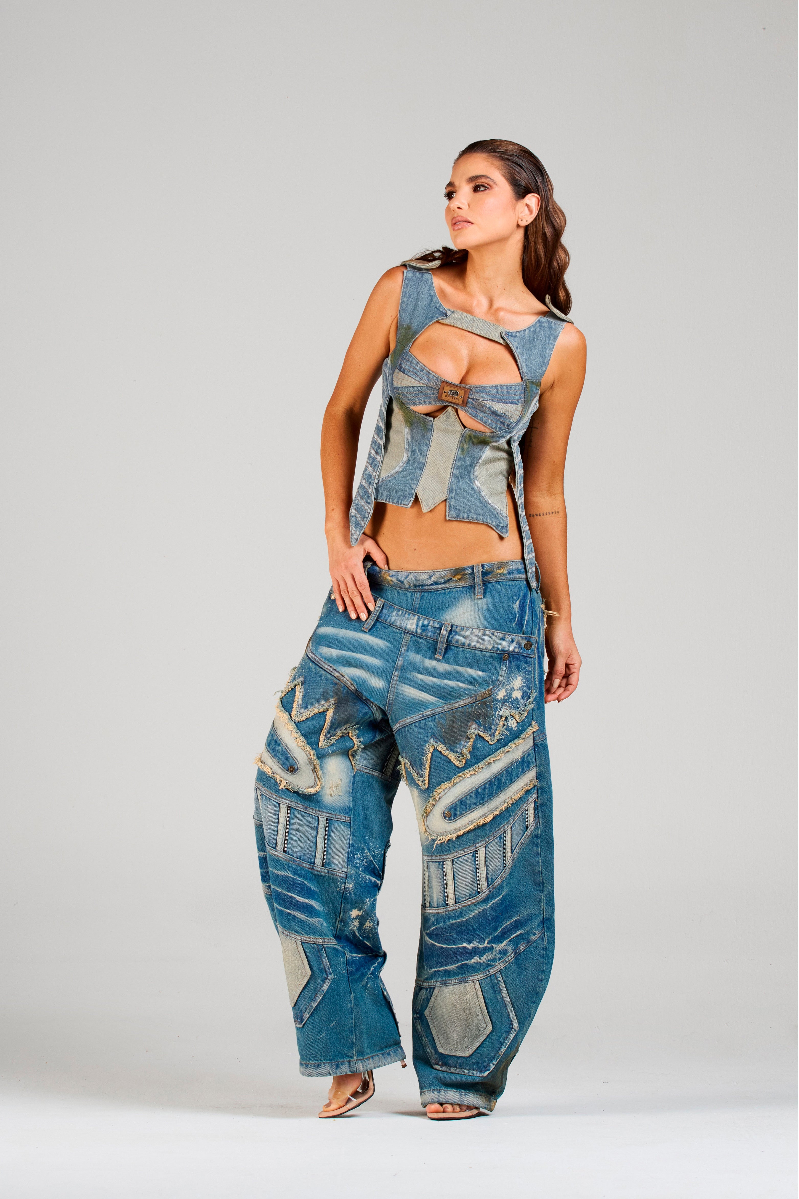 SET CORSÉ Y JEAN FACEBLUE