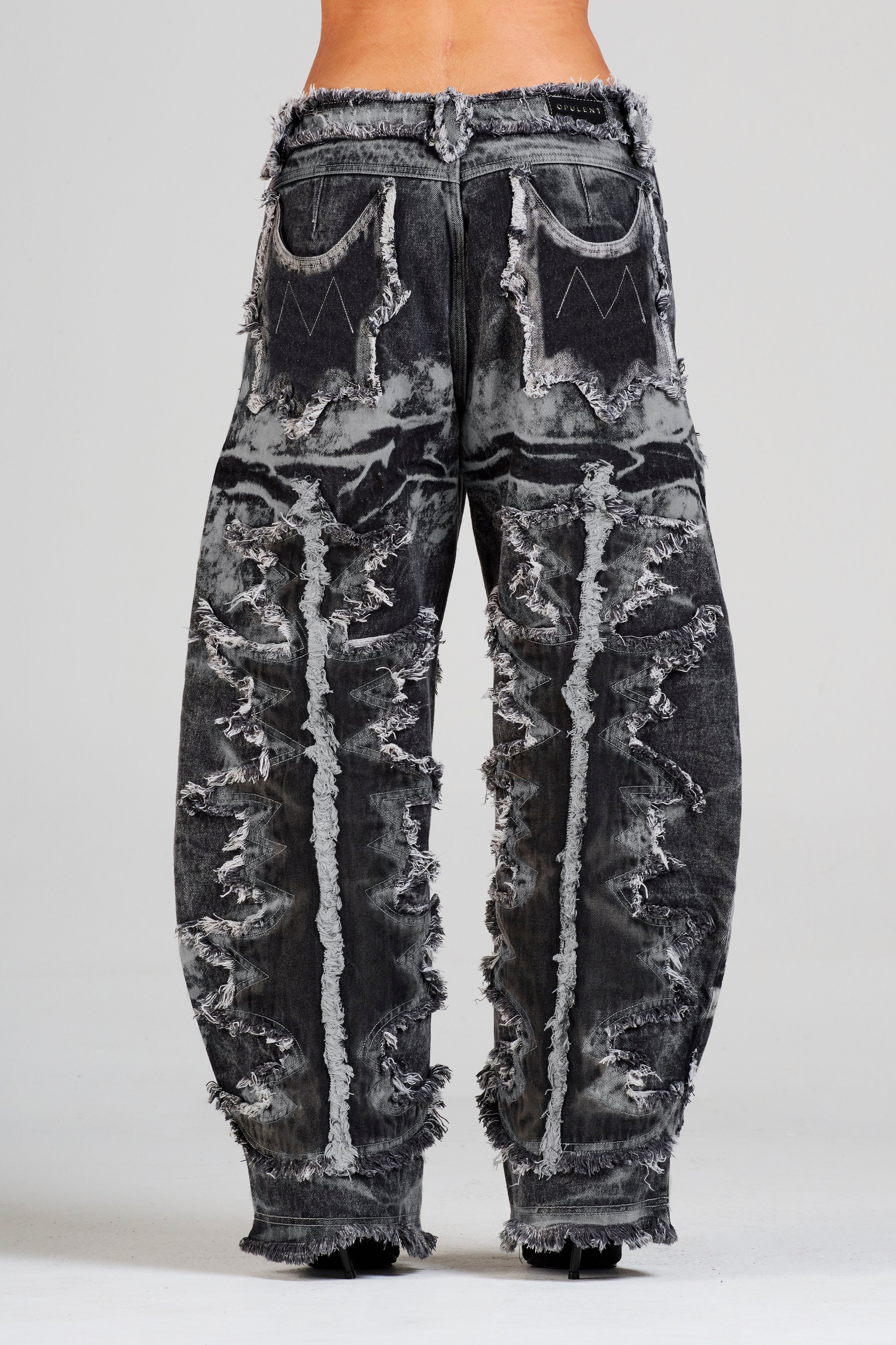 JEAN ULTRONIC WOMAN